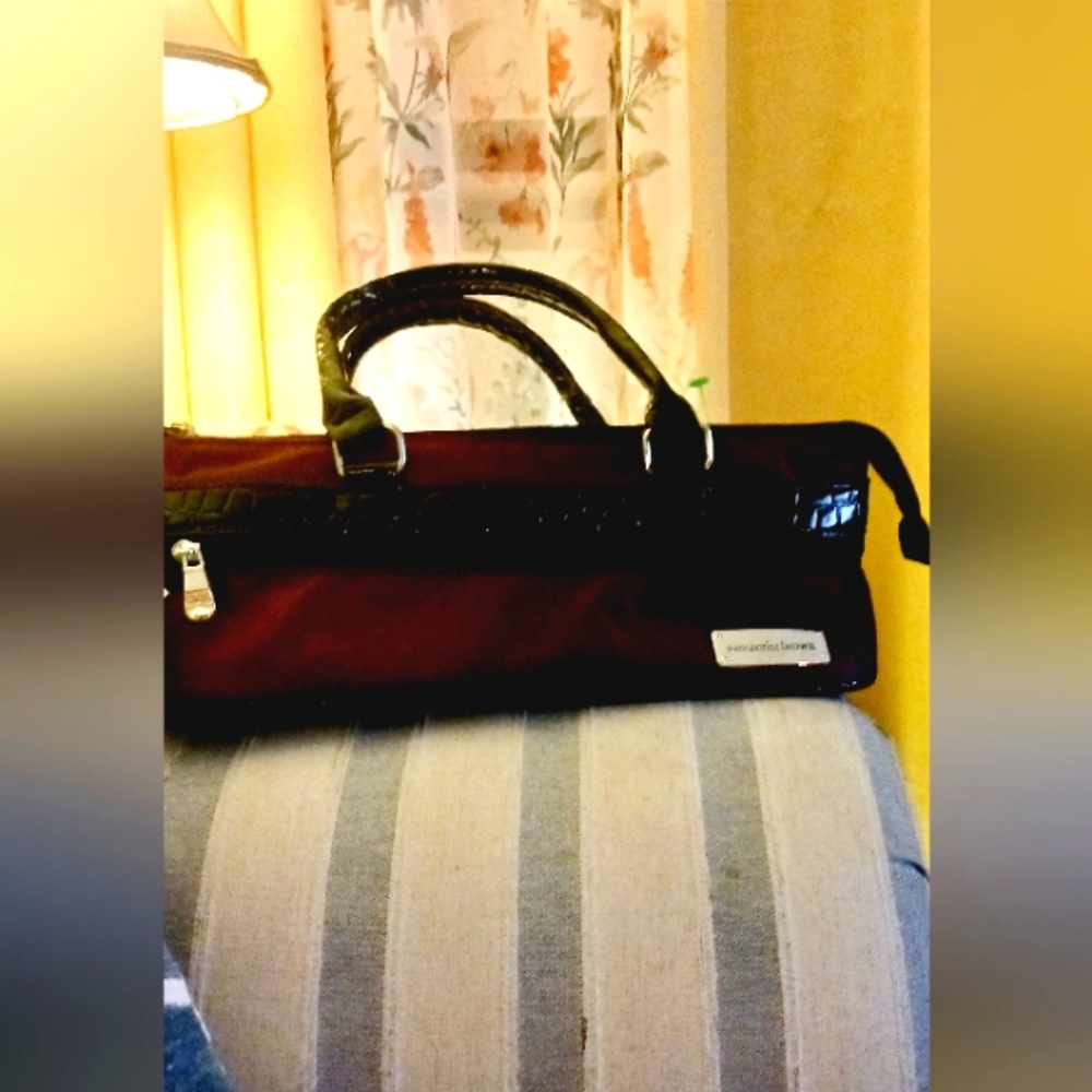 Samantha Brown Wine Bag